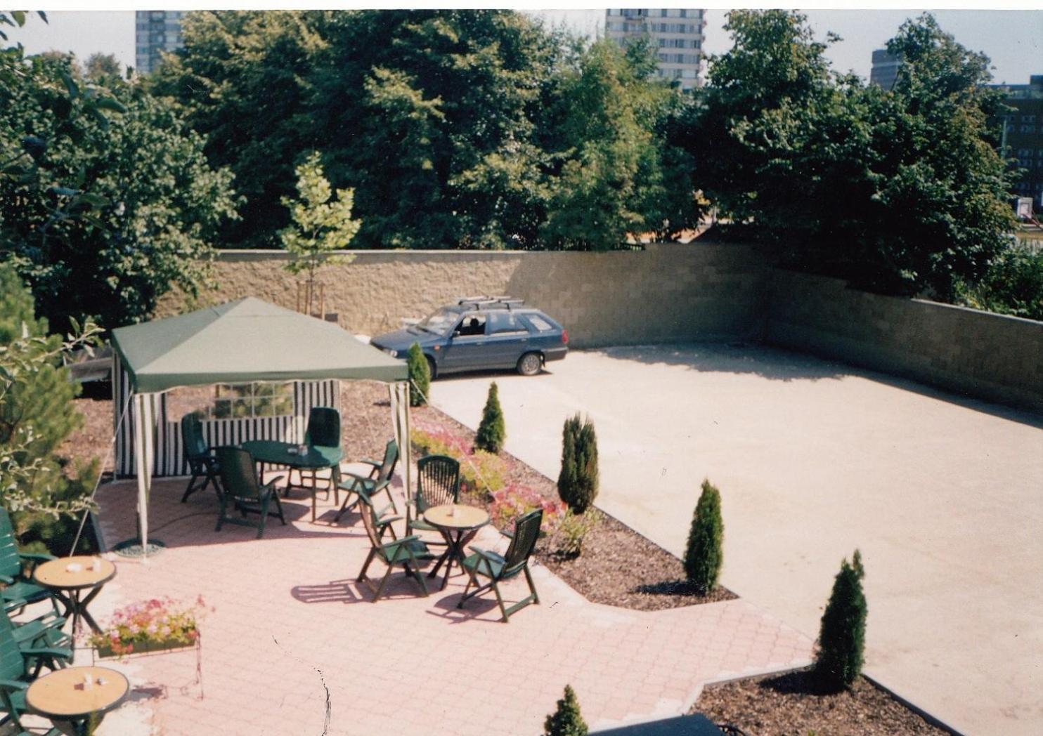 Hotel Lux Чешка Будьовица Екстериор снимка